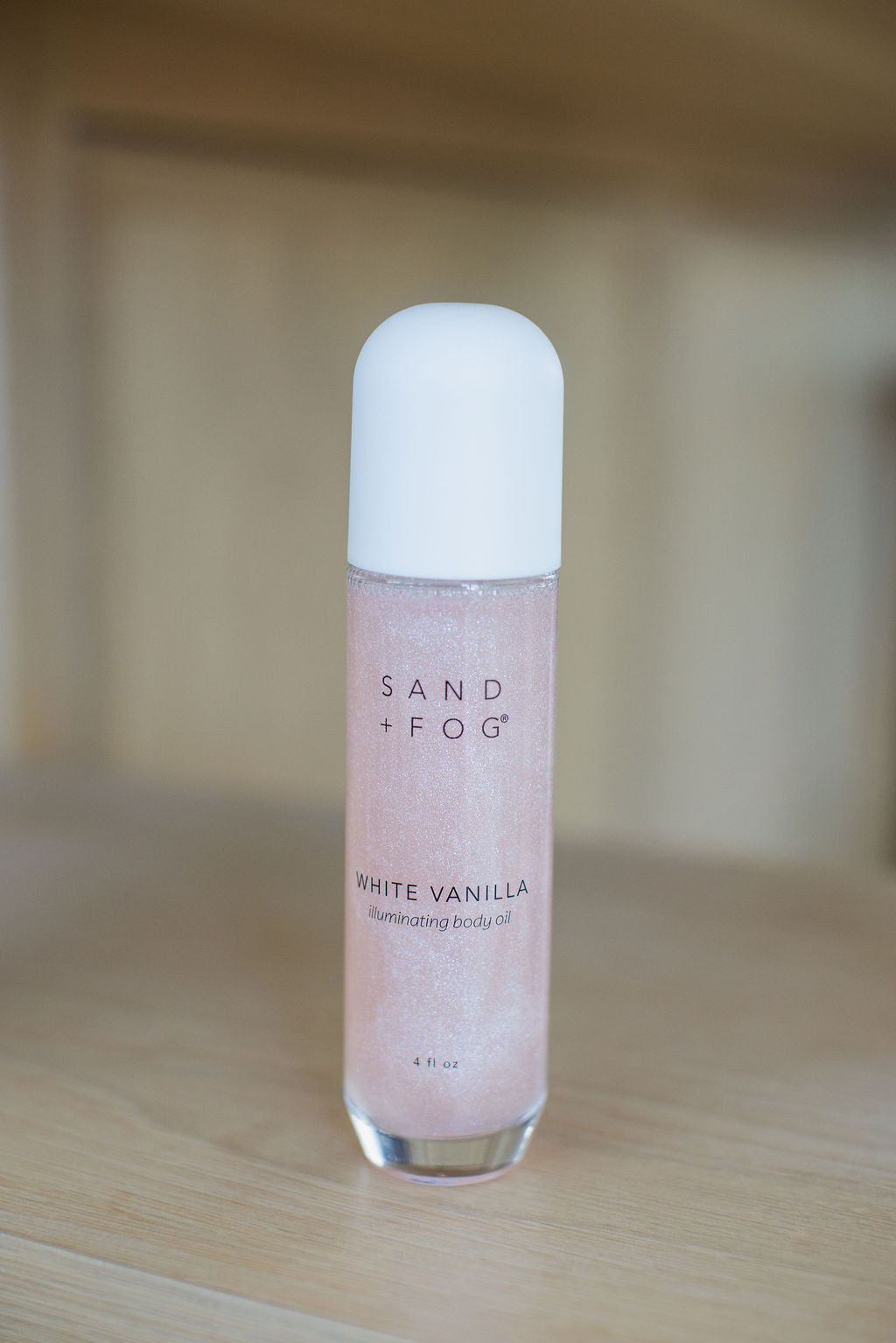 Signature White Vanilla 4 oz Illuminating Body Oil