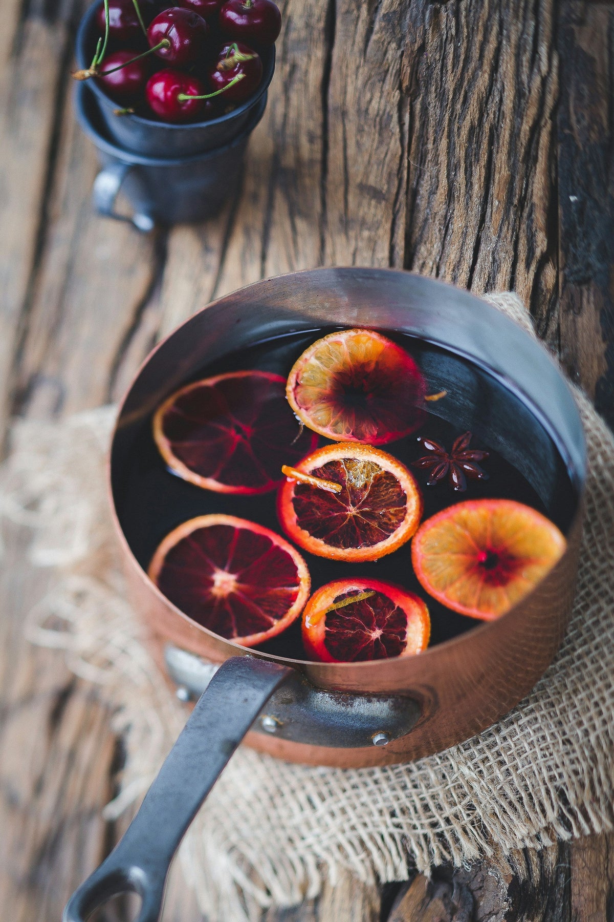 Refreshing Mulled Wine 16.9 oz Liquid Hand Soap